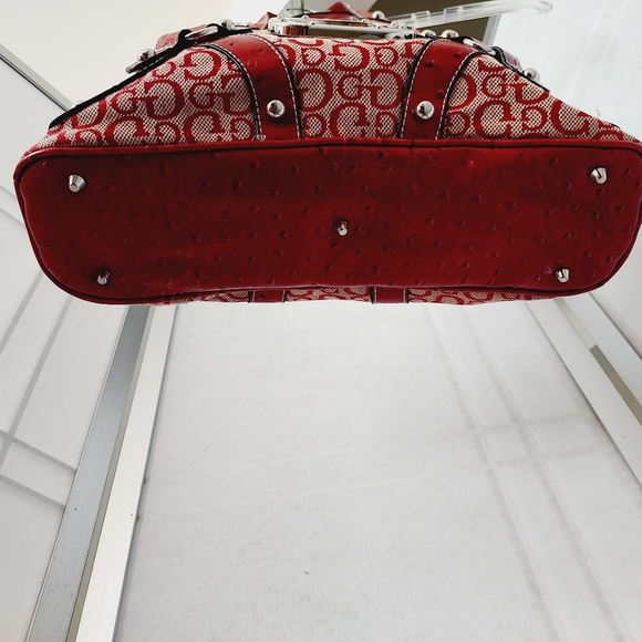Guess Y2K Signature bag in red with silver tone hardware ~L14.5 x W4 × H10" - Picture 12 of 16